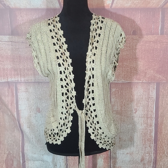 Peter NYGARD Cap Sleeve Crochet sweater Cardigan - Picture 1 of 6